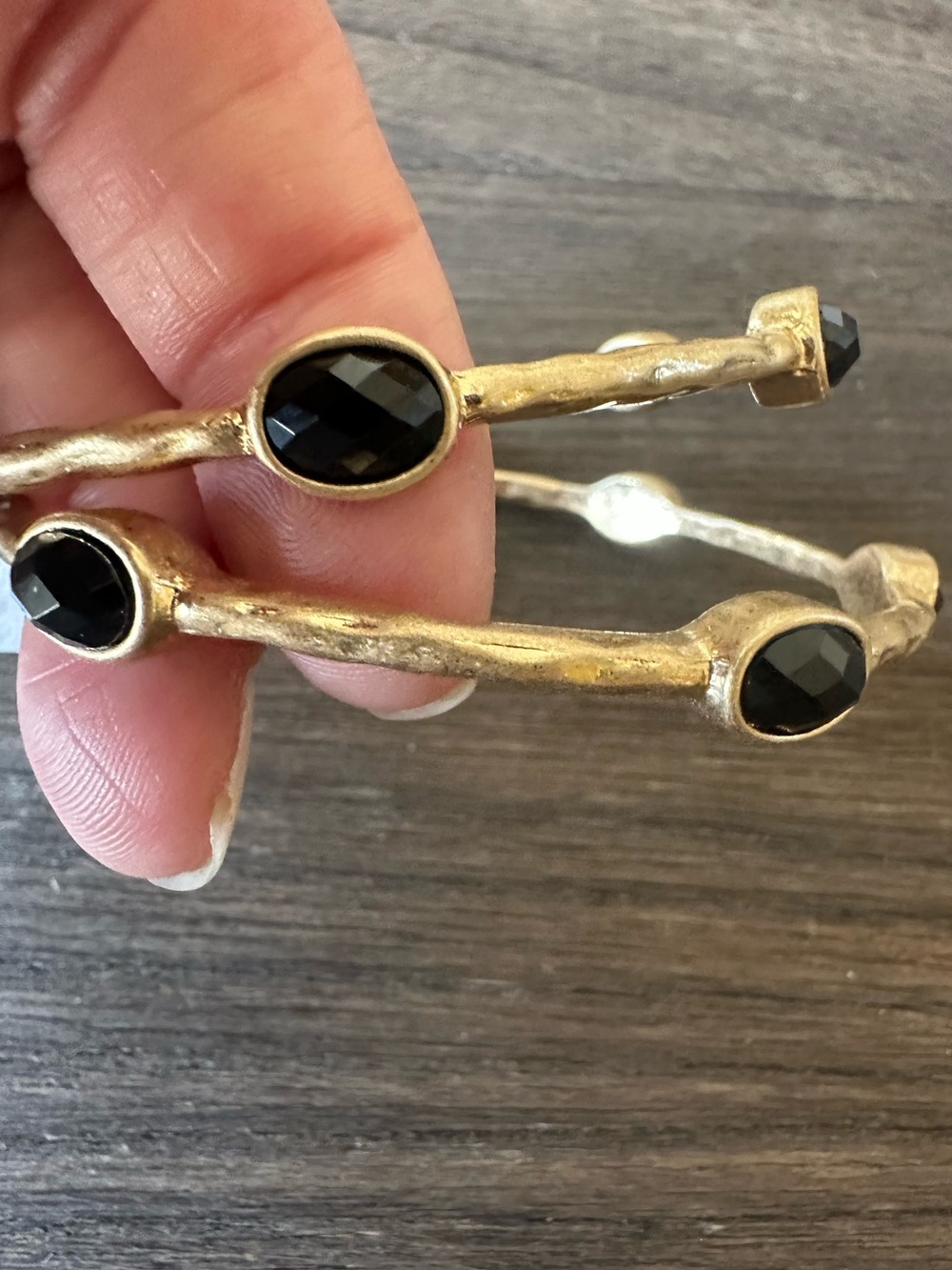 Hammered Gold-Tone  Bangle Bracelet Set with Black Faceted Stones